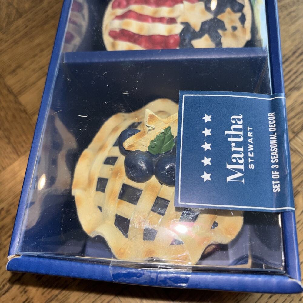 Martha Stewart 4th Of July Set Of 3 Patriotic Pies USA Memorial Day Decor NEW - Picture 7 of 7